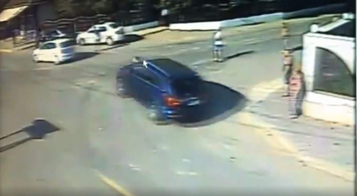 Momentul în care un bărbat a fost călcat intenționat de o mașină, în timpul scandalului din Murgeni, surprins pe camerele de supraveghere / VIDEO