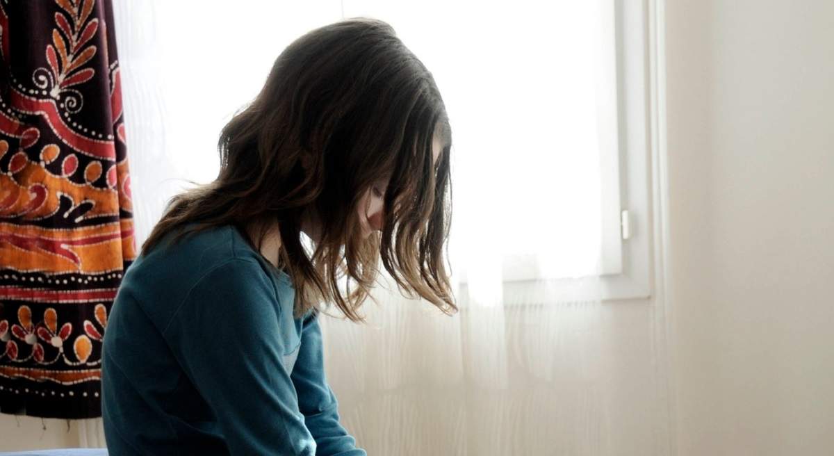 Fată de 14 ani, din Iași, torturată de propria mamă