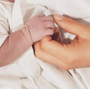 Laura Cosoi a devenit mamă pentru a doua oară! Ce nume a ales pentru fetița ei / FOTO