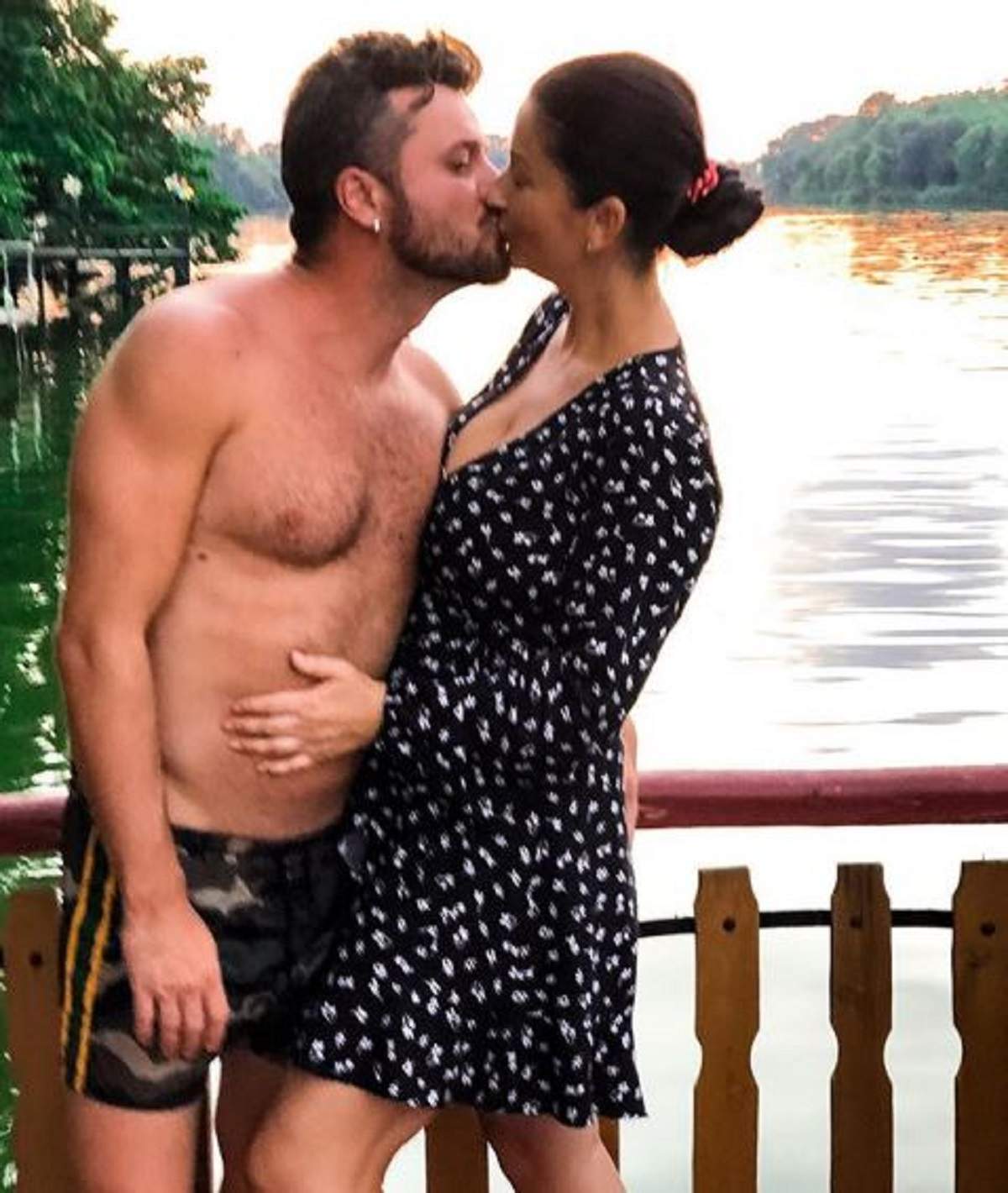 Gabriela Cristea și Tavi Clonda, sărut pătimaș și atingeri tandre, în public: „Romantismul ne-a cuprins” / FOTO