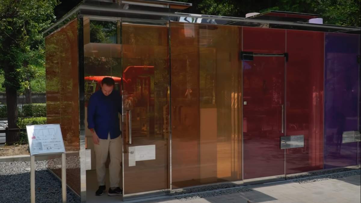 Toalete publice din Tokyo sunt acum transparente. Cum funcţionează / VIDEO
