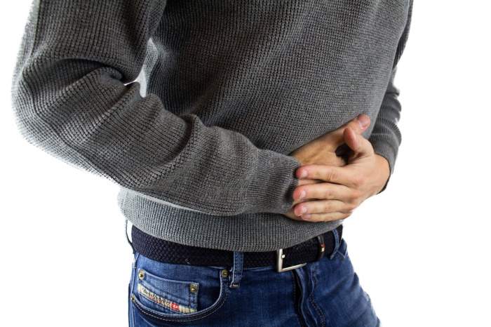 Simptomele digestive, întâlnite tot mai des la pacienții cu coronavirus din România. Medicii avertizează: „Urmăriți aceste semne”