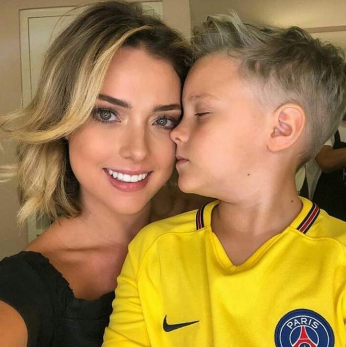 Neymar Jr. si femeile din viața lui. Poze cu mama, sora și fosta iubită a jucătorului de la PSG