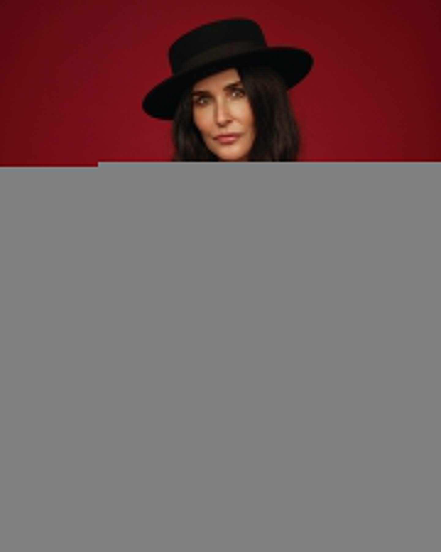 Demi Moore, goală pușcă pe internet. Ce încearcă actrița să promoveze / FOTO