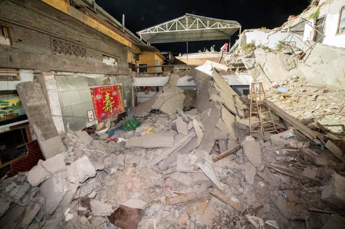 29 de oameni au murit, după ce un restaurant s-a prăbușit. Totul s-a întâmplat în timpul unei petreceri / FOTO&VIDEO