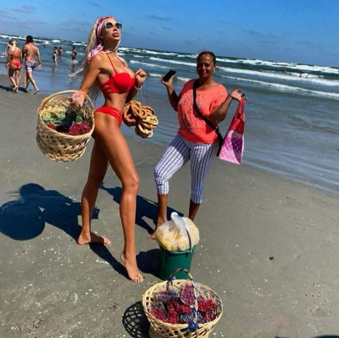Bianca Drăgușanu vinde covrigi și porumb pe plajă! „Să dăm drumul la bogăție” / FOTO