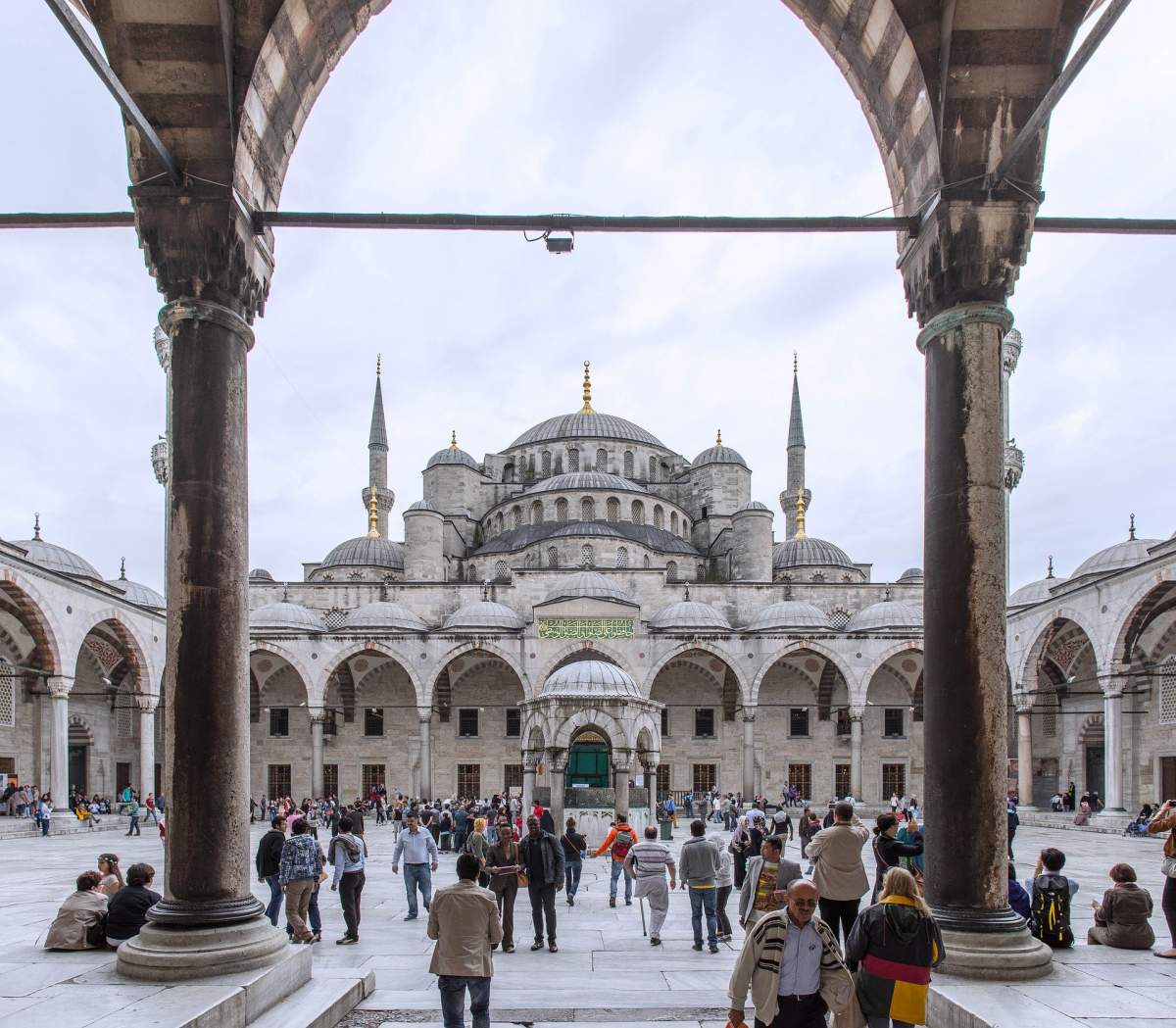 Istanbul a interzis evenimentele din aer liber