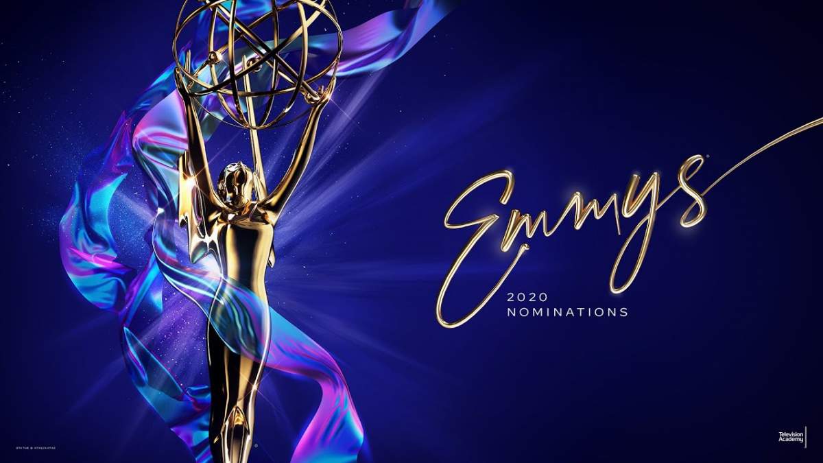 Logo cu Premiile Emmy 2020 care anunță lista de nominalizări, pe fundal albastru