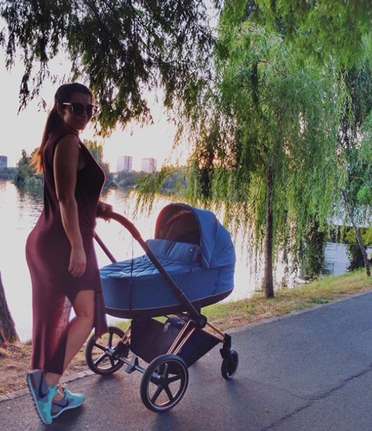 poza Lili Sandu si micutul Thomas Jay Lili Sandu, probleme de sănătate! Separată de copil! ,,Abia aștept să ajung acasă, nu pot să stau departe de bebe"