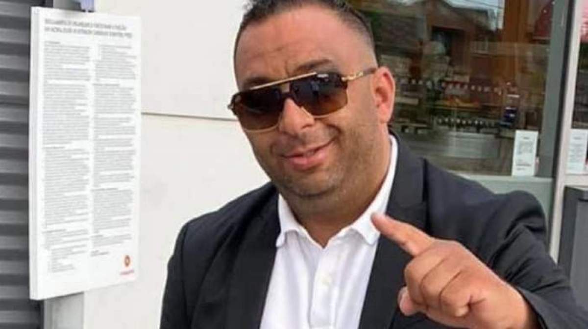 Emi Pian cu ochelari la ochi