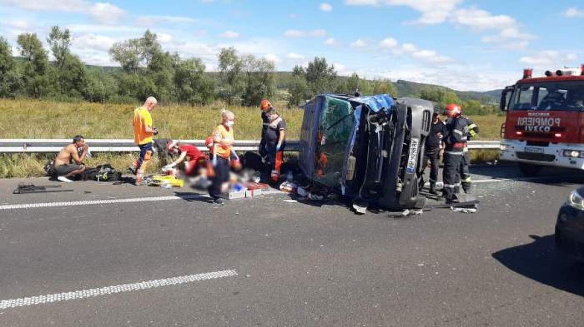 imagine de la locul accidentului din Hunedoara. Victima culcata pe asfalt