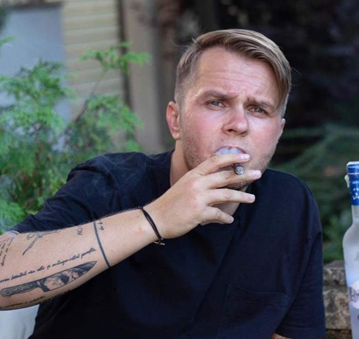 Codin Maticiuc are bani gramadă, dar dă și la alții. Milionarul a construit băi noi pentru copiii dintr-un spital din București!