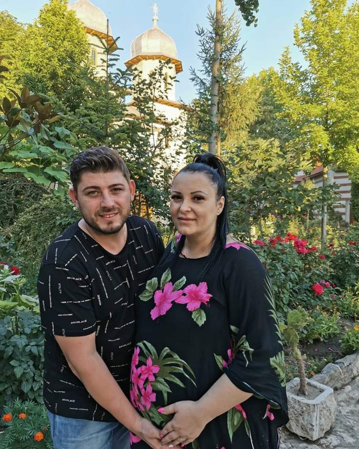 Artista și soțul, în extaz.