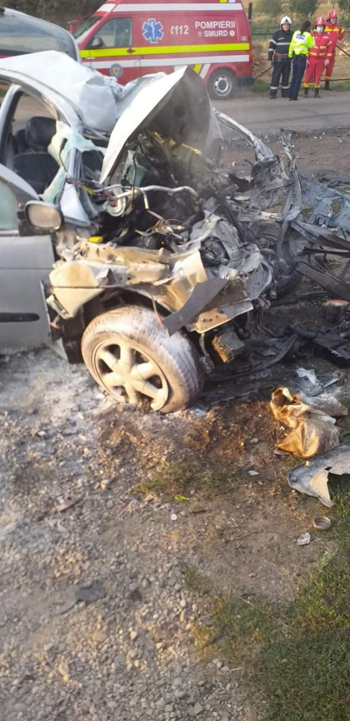O tânără de 21 a murit pe loc, în mașina distrusă de o betonieră!
