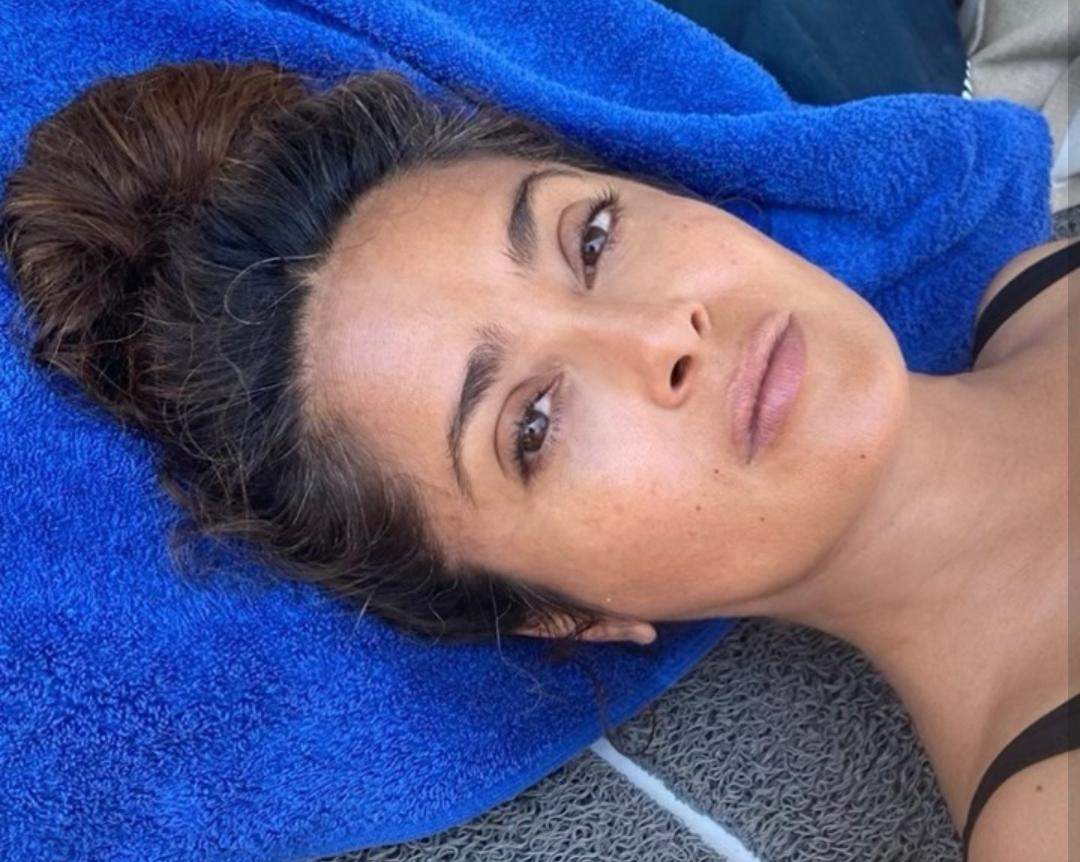 Cum arată Salma Hayek fără pic de machiaj. La 54 de ani, actrița de la Hollywood pare să nu îmbătrânească / FOTO