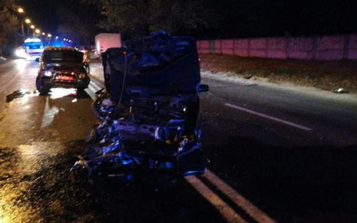 Cele două mașini distruse, implicate în accidentul de noapte de pe Drumul de Centură Galați