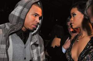 Rihanna nu l-a uitat pe Chris Brown! Artista și-a mărturist dragostea față de fostul iubit, care a agresat-o fizic