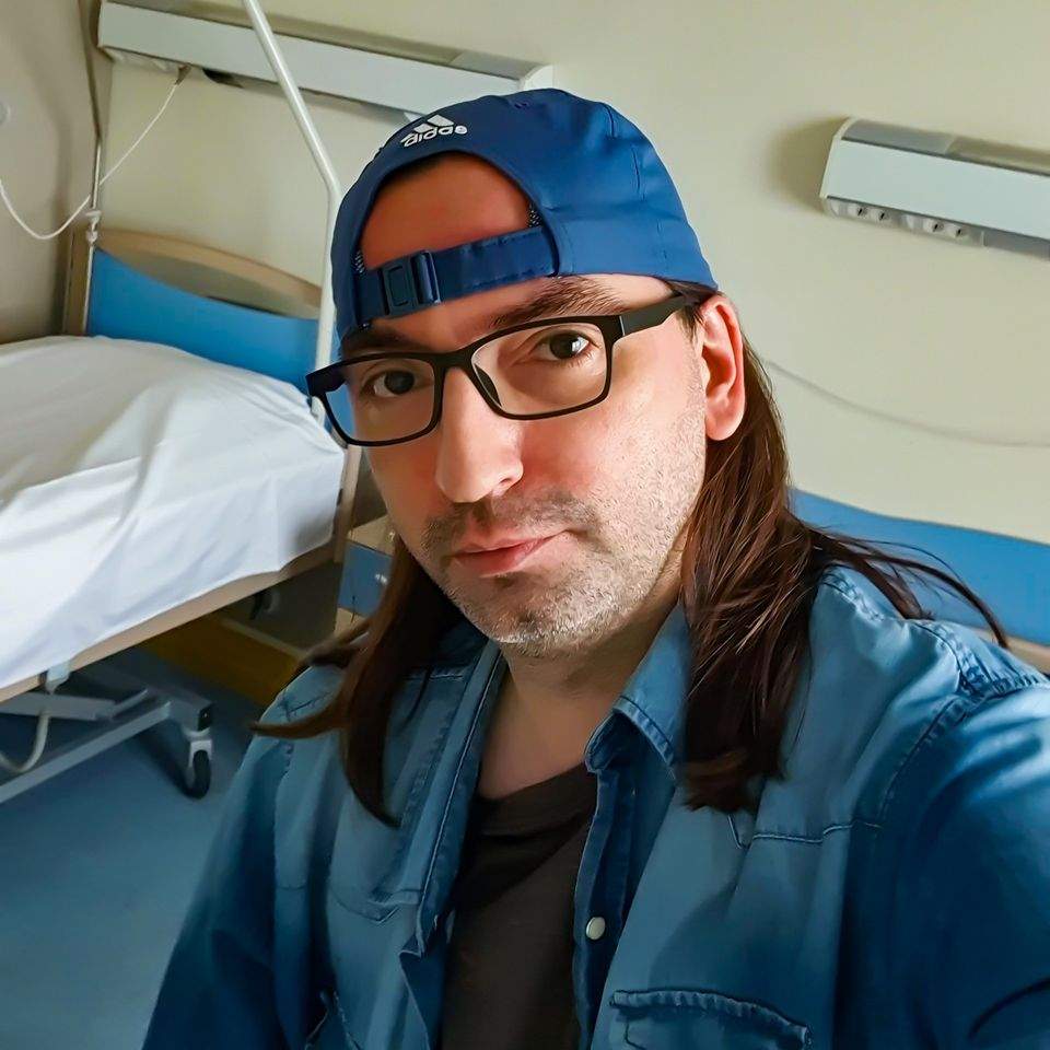 Florin Vasilică, operat de urgență!