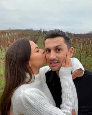 Flick și Denisa Hodișan, la ”coada vacii”! Ce provocare i-a dat prezentatorul TV soției sale: ”Abia așteptam” / VIDEO 