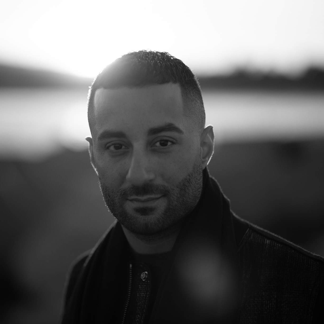 DJ-ul Joseph Capriati este în stare critică la spital, după ce a fost înjunghiat chiar de propriul tată, de față cu toată familia