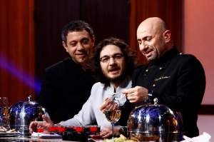 Primele imagini din noul sezon Chefi la cuțite! Cum s-a afișat juratul Cătălin Scărlătescu!