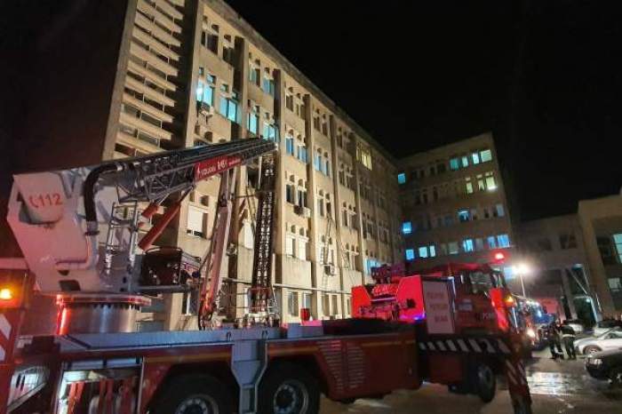 Incendiu la spitalul din Roman, noaptea trecută! Zeci de pacienți au fost evacuați din unitatea medicală!