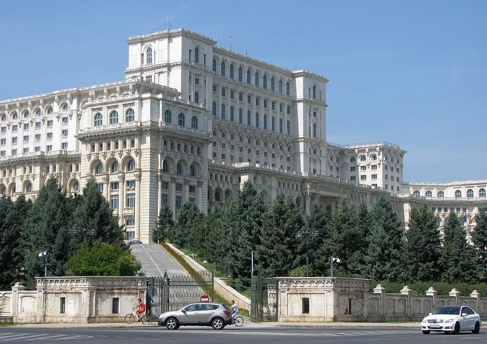 palatul parlamentului din bucuresti