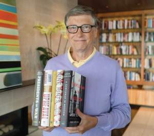 Bill Gates s-a vaccinat împotriva COVID-19. Fondatrul Microsoft a cheltuit sute de milioane de dolari pentru dezvoltarea serului: „Mă simt minunat”