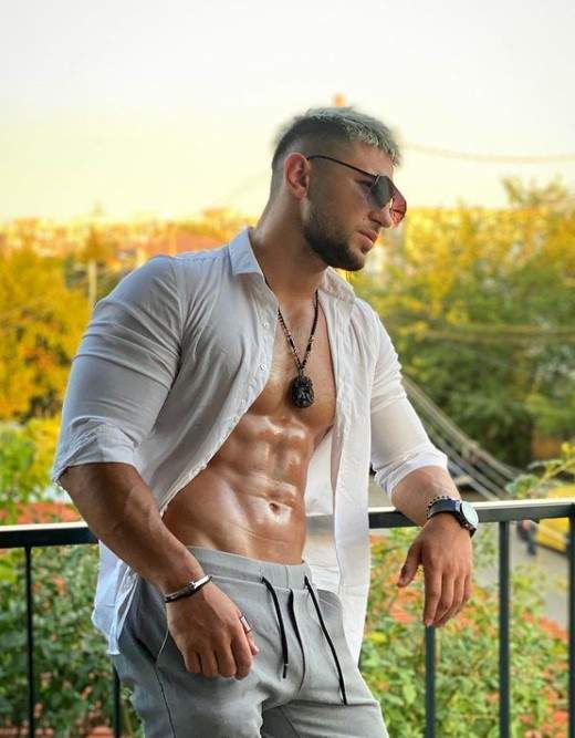 Bogdan Mocanu, abdomen