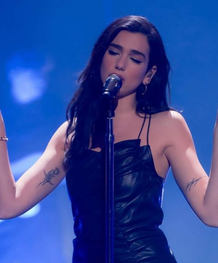 De ce boală suferă Dua Lipa. Celebra cântăreață are o poveste de viață impresionantă