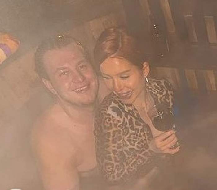 Carmen Grebenișan, cu iubitul în jacuzzi! Cei doi s-au pozat în ipostaze tandre / FOTO