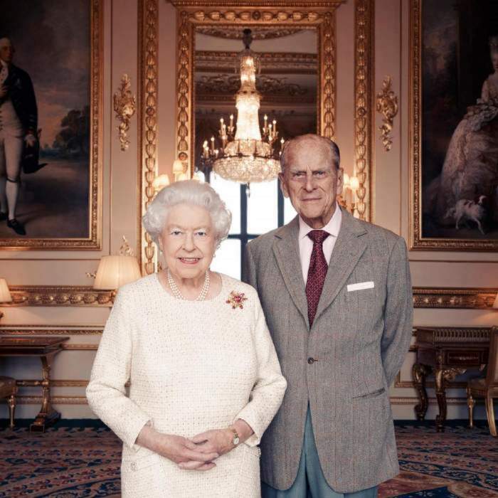 Regina Elisabeta și prințul consort Philip au primit vaccinul anti-covid