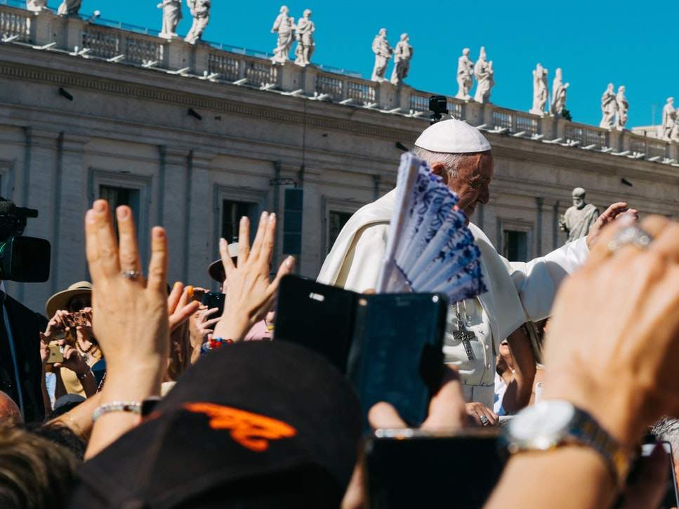 Papa Francisc spune că se va vaccina săptămâna viitoare. Ce le-a transmis celor care au îndoieli: „Există o negare sinucigașă”
