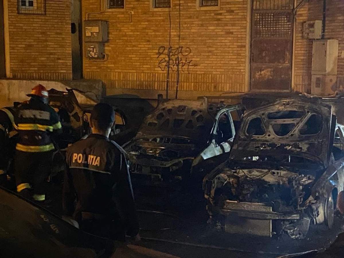 O mașină a luat foc, iar flăcările s-au extins la alte 4 autoturisme Mai multe mașini din Galați au luat foc. Flăcările i-au speriat pe cetățeni: „Nici n-am putut să ieşim din bloc, uşile sunt topite''