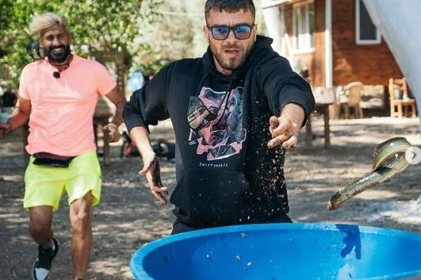 Ce mesaj a postat Shift după ce a părăsit competiția Asia Express. Artistul și Connect-R au ajuns ultimii la Irina Fodor: ”Ne pregătim”
