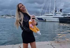 Claudia Neghină și-a botezat fetița în Ibiza. Evenimentul a fost unul restrâns: ”Am vrut ca cea mică să se simtă bine”
