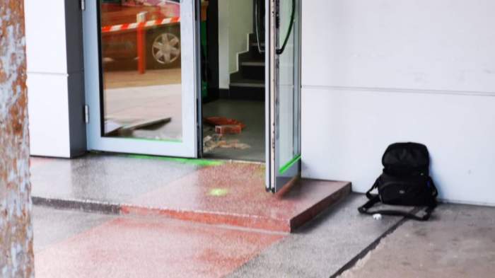 Jaf cu spray paralizant într-o casă de schimb valutar din Cluj-Napoca. Făptașul este căutat de oamenii legii / FOTO