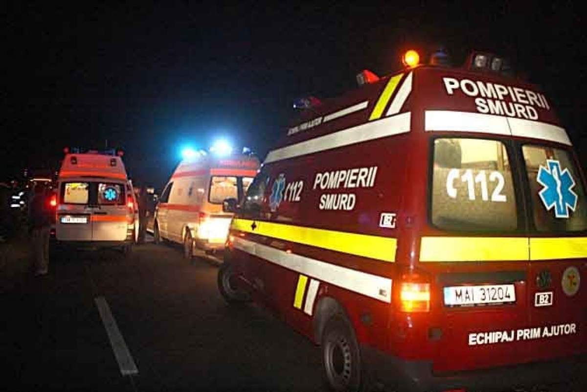 Trei tineri au murit într-un accident rutier, în Botoșani. Mașina s-a răsturanat într-un lan de porumb