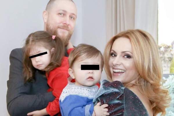 Cum se descurcă Simona Gherghe cu copiii în plină pandemie. Micuții merg în continuare la grădiniță