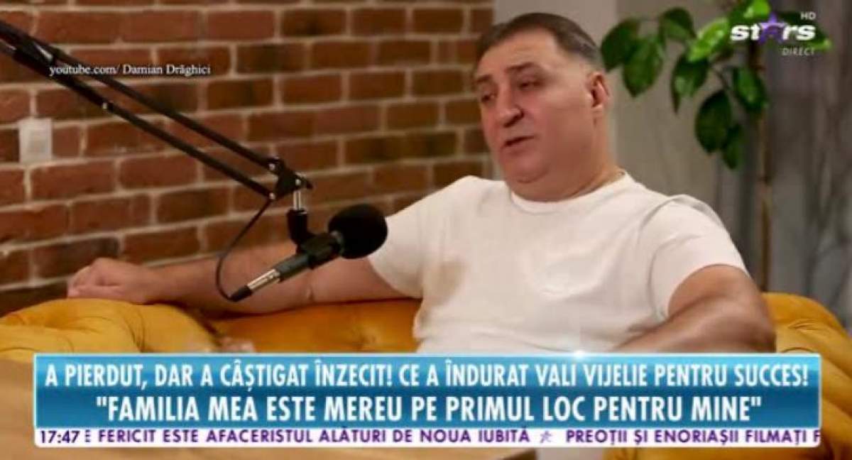 Vali Vijelie, totul despre cariera muzicală. Cine i-a fost alături cântărețului: ''Verișorul meu a luat parte la evoluția mea''