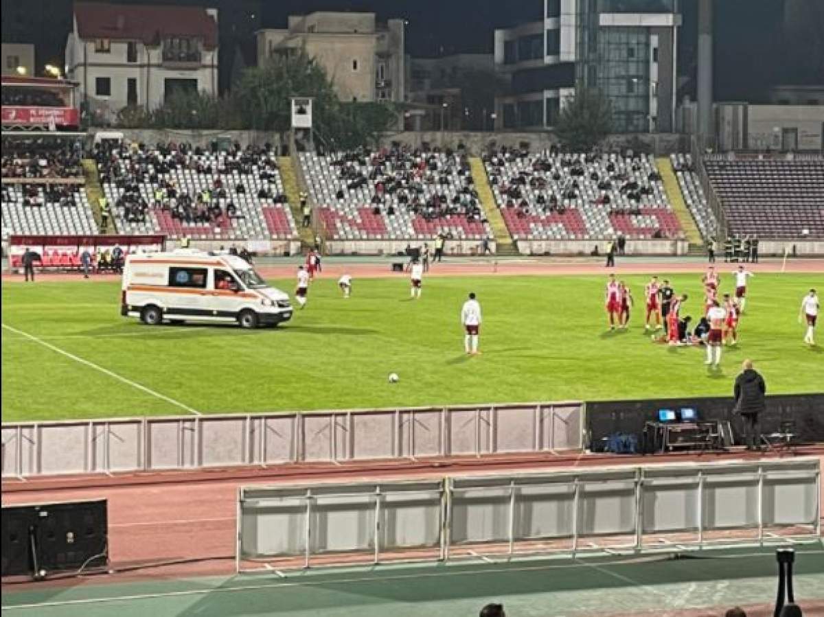 Momente de panică pe stadion, după ce un jucător de la Dinamo a fost transportat de urgență la spital, chiar în timpul meciului