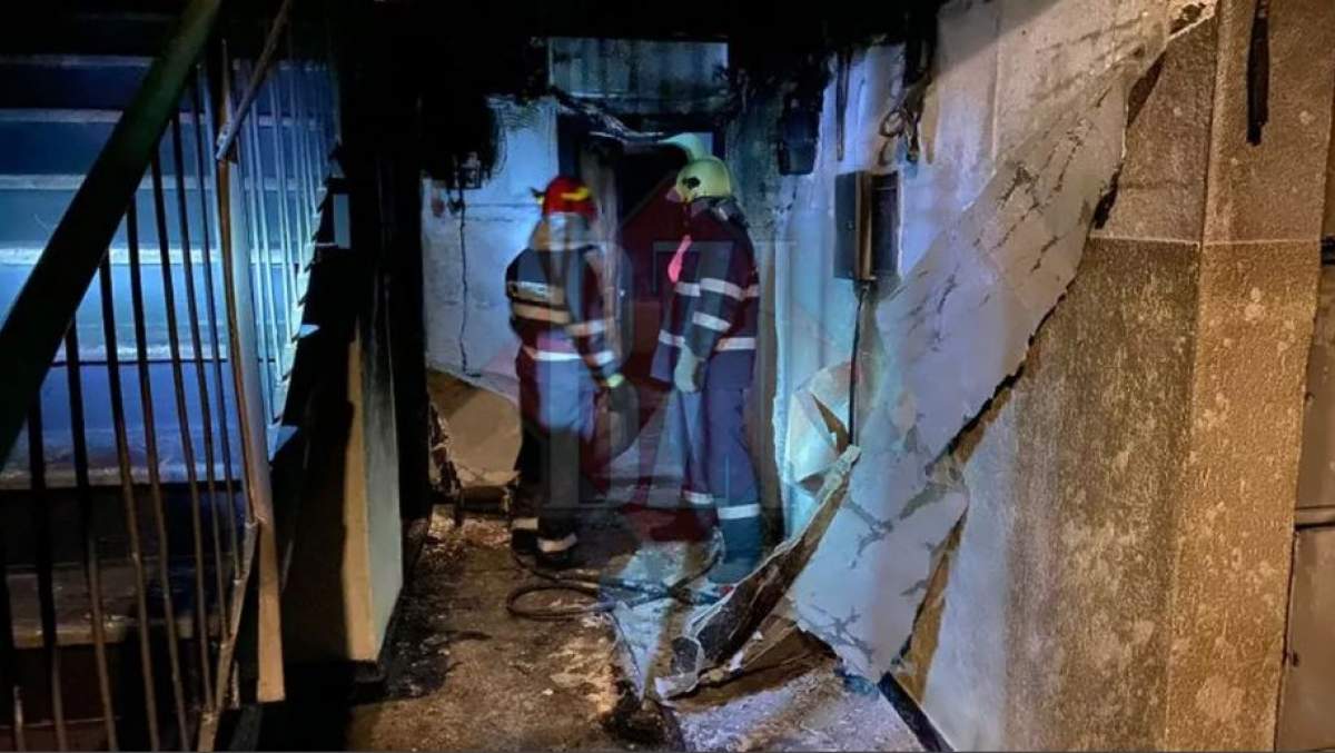 O tânără din Iași a anunțat autoritățile în toiul nopții că ușa apartamentului i-a luat foc. Ar fi vorba de o răzbunare din dragoste