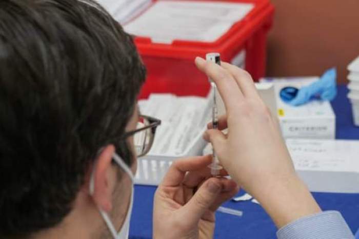 Peste 6 milioane de persoane vaccinate cu schema completă anti-COVID-19 în România. Anunțul făcut de autorități