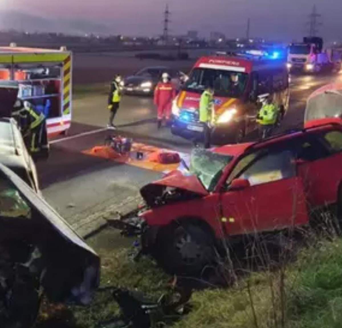 Accident de circulație teribil la Alba. O persoană a murit, iar alte două sunt grav rănite în urma ciocnirii a două mașini