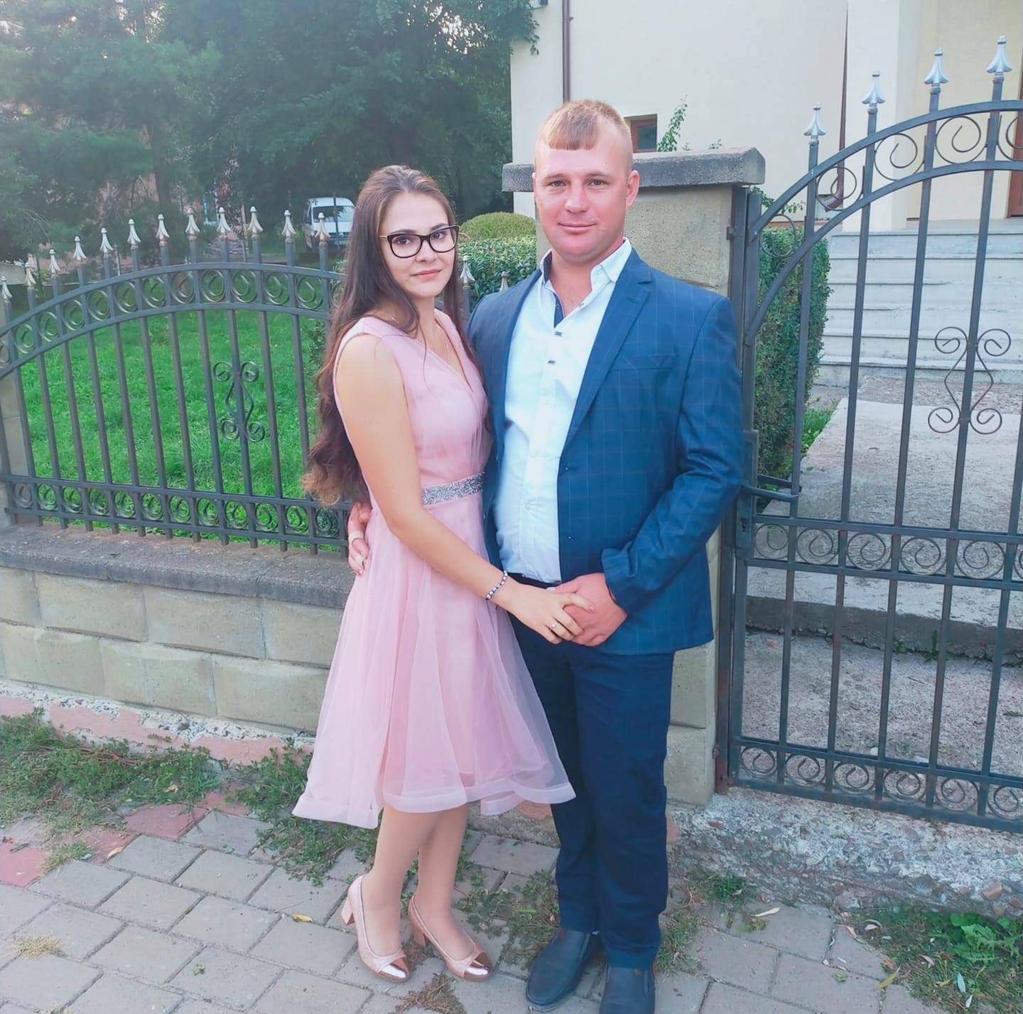 Mireasa din Botoșani care și-a pierdut soțul la două zile după nuntă, într-un cumplit accident rutier, strigăt de durere pe Internet: ”Preotul ți-a zis să mă ții de mână”