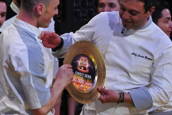 Care este viața lui Cristi Șerb după ce a câștigat 30.000 de euro. Fostul concurent de la Chefi la cuțite este coproprietar al unui restaurant