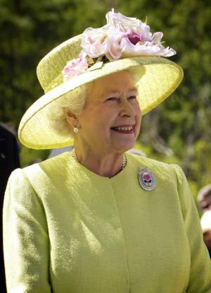 Premierul Boris Johnson a vorbit despre starea de sănătate a Reginei Elisabeta a II a: „Este într-o formă foarte bună”