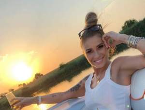 Anamaria Prodan, apariție surprinzătoare pe Instagram, în plin divorț de Laurențiu Reghecampf. S-a fotografiat în cadă