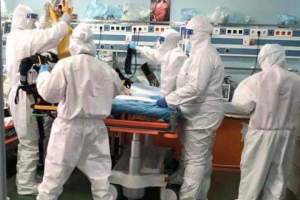 O asistentă din Suceava a murit din cauza infecției cu noul coronavirus. Femeia se vaccinase recent cu cea de-a treia doză