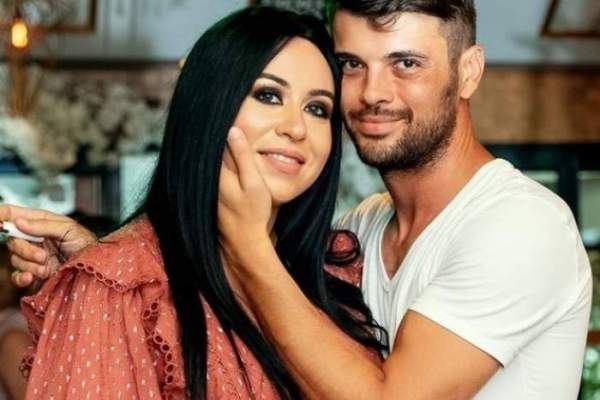 De unde a ajuns să câștige acum bani Marius Elisei. Oana Roman își laudă partenerul de viață / FOTO